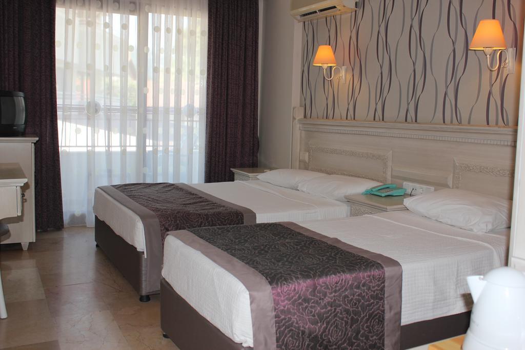 Bonjour Hotel มาร์มาริส ห้อง รูปภาพ